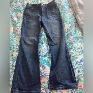 Express cropped flare high rise jeans medium wash size 8R New without tags